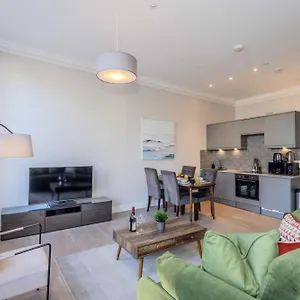 Dragon - Centre 2 Bed Edimburgo